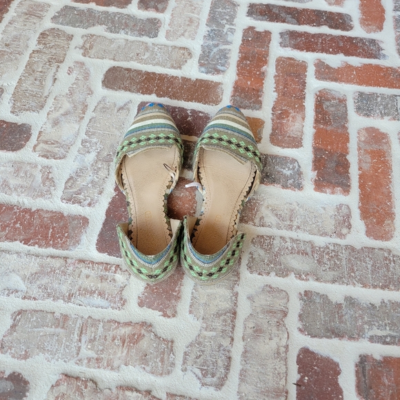Restricted Boho Flats size 6 - Picture 2 of 3